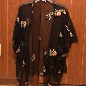 Flower embroidered kimono